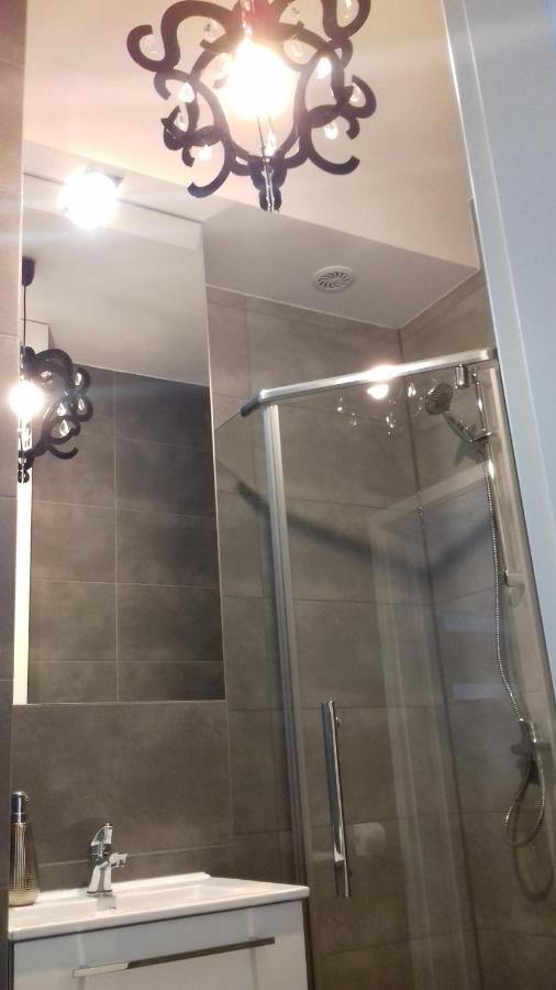 Apartament Lux W Centrum Konina Konin  Kültér fotó