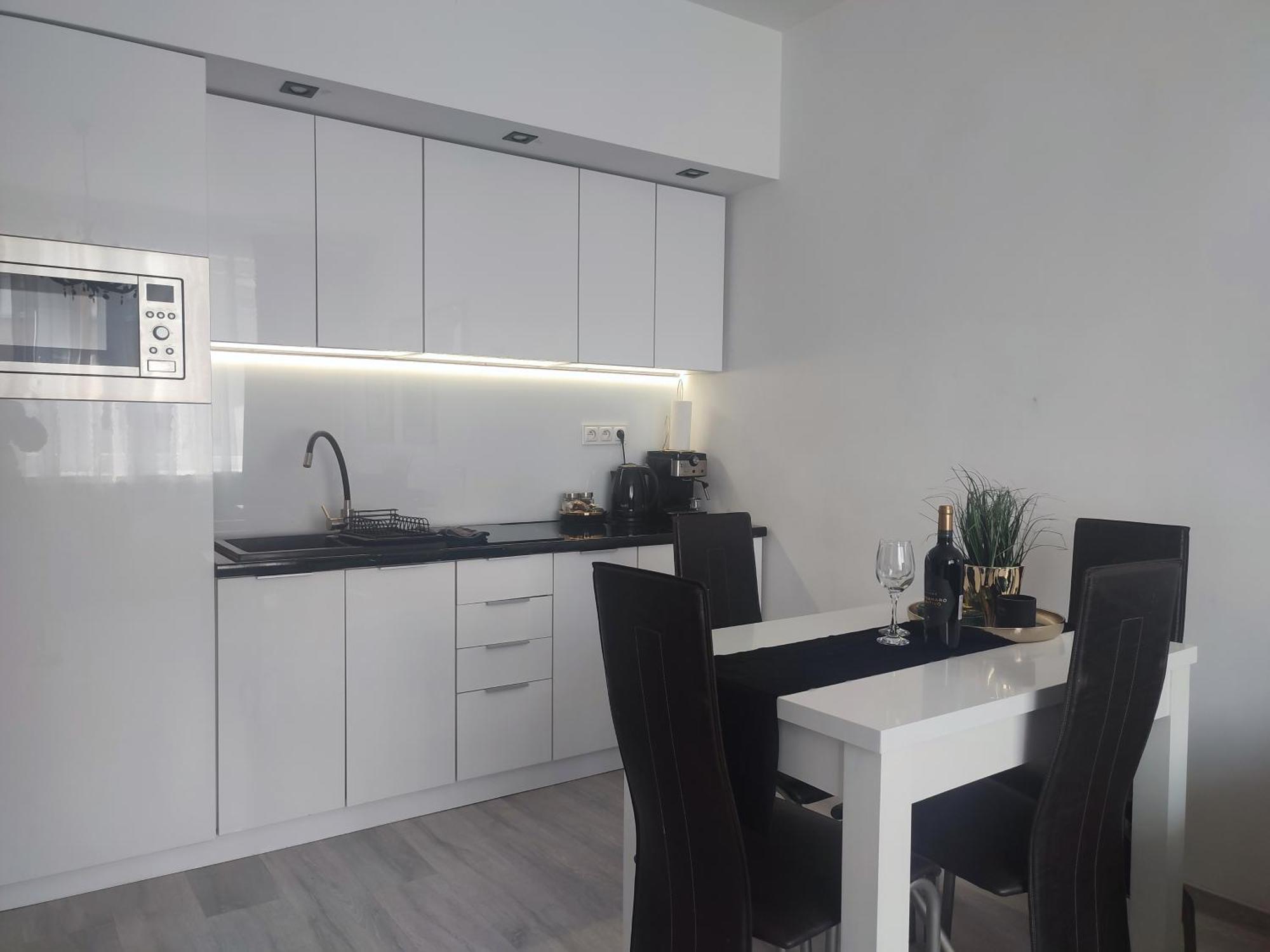 Apartament Lux W Centrum Konina Konin  Kültér fotó